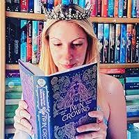 Valentina On The Edge (Valentina, #2) by Evie Blake