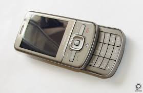 Nokia 6710 Navigator - nem csak kocsiba ...