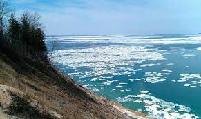 The pyramid point trail leads to a high, panoramic view of lake michigan, half a mile from the trailhead. Recommended Sleeping Bear Hike Review Of Pyramid Point Trail Empire Mi Tripadvisor
