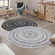 Teppich bynoe in schwarz weiss world menagerie teppichgrosse rund. Wendeteppich Amillo In Outdoorteppich Kaufland De