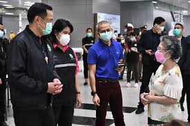 กรมการแพทย์ ความพร้อม 'ศูนย์ฉีดวัคซีนกลางบางซื่อ' รองรับผู้เข้ารับบริการ 'ฉีดวัคซีน' สูงสุด 10,000 คนต่อวัน พร้อมย้ำ ขั้นตอนลงทะเบียน นัดหมาย ได้. N Bepz9gvpkjom