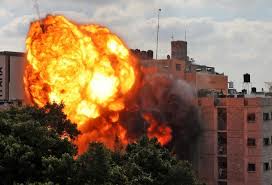 La aviación israelí está multiplicando los ataques contra posiciones de hamas en la franja de gaza , ante los repetidos ataques con cohetes desde ese enclave palestino. Hk8uvn1nrmailm