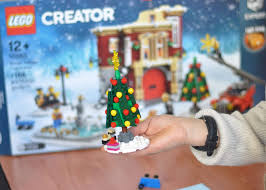 Ein dach hinzuzufügen, sollte beim bau deines hauses der letzte schritt sein, weil es, wenn es erst daraufgesetzt ist, schwieriger ist, sachen in. Endlich Winter Lego Bauen Mit Der Ganzen Familie Verlosung