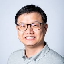 Jennifer Eslava's Instagram, Twitter & Facebook