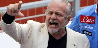 Dopo aver abbandonato la sala dei sorteggi il presidente de laurentis si sfogo all'esterno. Merda E Cesso Il Lessico Poco Familiare Di Aurelio De Laurentiis