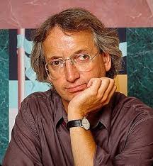 Memphis Milano Plaza dressing table by michalel Graves 1981