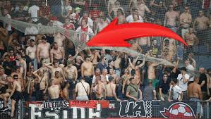 The club was founded in 1909. Heftig Ajax Fans Zerreissen Sicherheitsnetz Krone At