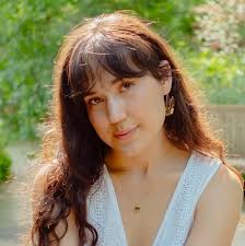 Lauren Juarez's Instagram, Twitter & Facebook