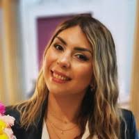 40+ perfiles de «Fastuca»