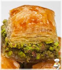 Malum bir havuç dilimi bir pasta dilimi kadar neredeyse. Baklava Gaziantep Lezzetler Com