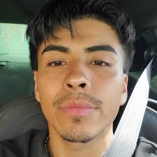 Kevin Vallejo's Instagram, Twitter & Facebook