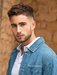 Coiffure tendance homme coupe tendance homme cheuveux de l. Coupe De Cheveux Homme Les Tendances De 2020 Photo Coiffure Homme Modele Coiffure Homme Degrade Cheveux Homme