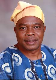 Photographer loses focus