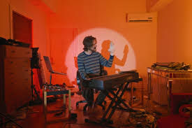 He began his performance career as a youtuber in march 2006. Bo Burnham S Inside Is The Weirdest Most Creative Thing We Ve Seen All Year Gq