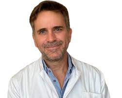 Dr. Carlos Jiménez Cano: especialista en Medicina estética en Barcelona
