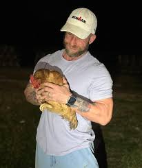 What is this? I had cauliflower, broccoli, and brussel sprout seeds.