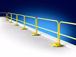 Our freestanding folding edge protection system is a cantilevered guardrail system that does not require any mechanical fixing into the roof surface. Osha Compliant Rooftop Guardrail Safetyrail 2000 Bluewater Us