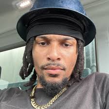 Manual transmission is not a flex idiots…