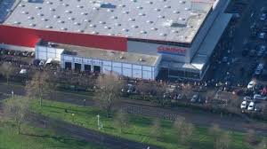 Finding tires for sale that will keep you safe through any adverse weather conditions and all seasons is easy with the selection at costco. Covid 19 Hundreds Queue Outside Costco Branches In London As Christmas Plans In Disarray Itv News
