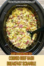 Use the leftovers to make a delicious low carb corned beef and cabbage colcannon recipe! Slow Cooker Instant Pot Corned Beef Hash Breakfast Scramble Low Carb Paleo Whole30 Fit Slow Cooker Queen