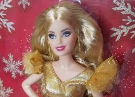 A fashion fairytale) è un film d'animazione del 2010 in grafica computerizzata. Barbie Magia Delle Feste Trova La Migliore Con Noi Il Migliore Di Tutti