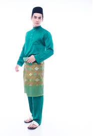 Bangun komunikasi yang baik dan hendaknya sikapi dengan bijak sebagaimana anda sebagai seorang pria dewasa. 10 Ide Baju Melayu Cekak Musang Johor Jm Jewelry And Accessories