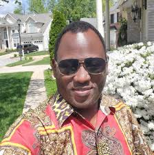 Kevin Gates pulled up to the Lakers games after his comments about LeBron  James' wife, Savannah James 😯