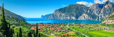 For the best prices on the fast trains, book direct with the train operator soon after tickets go on sale, usually 4 months before travel. North Italy Tour Lucca Florence Milan Venice Lake Garda 13 Nights Bellarome