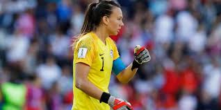 Christiane endler born in chile, on january 23, 1991, christiane endler is best known for being a soccer player. Christiane Endler Glanzt Trotz Niederlage An Der Frauen Wm