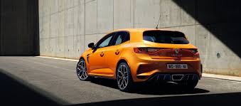 Ketika cuaca hujan, maka harga karet akan menurun karena kandungan air. Harga Rasmi Renault Megane R S 280 Cup Bermula Dari Rm279 888 Tanpa Insurans Careta