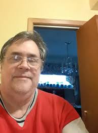 Stephen Pluhar's Instagram, Twitter & Facebook