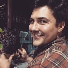 Jeremy Yoder's Instagram, Twitter & Facebook