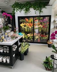 Floyd's 99 on ventura blvd. 100 Florist Shops Ideas Florist Shop Florist Flower Shop