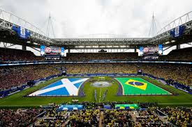 Torcida da Escócia faz barulho e grita 'olé' com três minutos, mas brasileiros são maioria em estádio em Miami