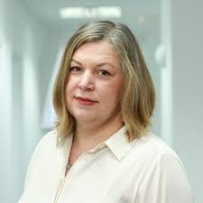 Nicole Ralph's Instagram, Twitter & Facebook