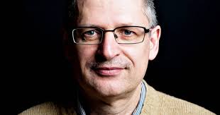 Ekspert: Rose-bog får ikke betydning