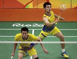 Скачать клип goh v shem/tan wee kiong v low hang yee/ng eng cheong | badminton jemputan bam 2020. V Shem Wee Kiong Go Down Fighting In Yonex Thailand Open Final Sports Malay Mail