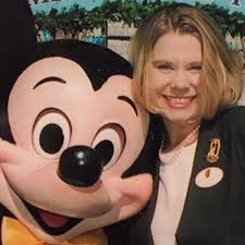 Julia Bannon, Author at MickeyBlog.com