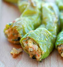 Realizzate questa conserva con i peperoncini che preferite: Peperoncini Verdi Imbottiti Il Pasto Nudo