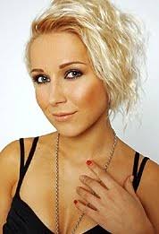 Vanilla Ninja Portaal: LENNA SÕIDAB KUUKS AJAKS INDIASSE