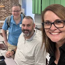 Teri Oliver (@schooloftech10)