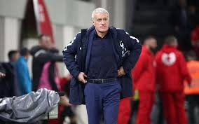 Pas l'équipe de france, déjà assurée d'avoir un grand pays du football européen dans sa poule. Euro 2020 Les Bleus Peuvent Craindre Un Groupe De La Mort Au Premier Tour Le Parisien