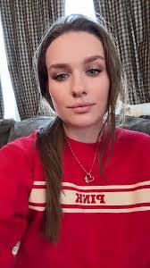 Heather Rahn's Instagram, Twitter & Facebook