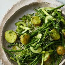 Salade De Pommes De Terre Et Haricots Verts Au Pesto Salade Pomme De Terre Recette Haricot Vert Haricots Verts