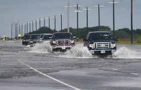 Up to a foot of water may be covering portions of west wolf river avenue or highway x near and west of new london. Heavy Rain In Corpus Christi Causes Flooding In Lower Level Areas