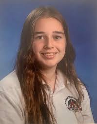 Angela Charette's Instagram, Twitter & Facebook