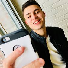 Ludlowe: Cast — Fake News!