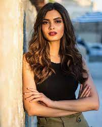 The one bag every bollywood celeb is carrying! Pin On Beauty