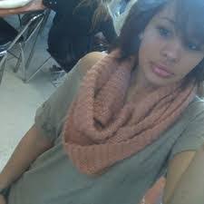 Michelle Quiles's Instagram, Twitter & Facebook