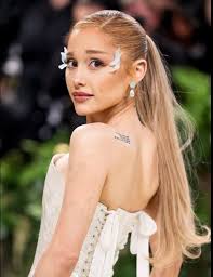 Teen Musical Pop added a new photo.